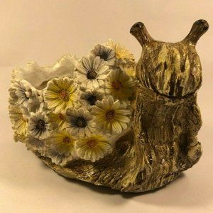 Snail Flower Planter Resin 5 1/2”H Indoor Outdoor